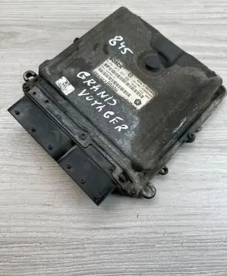 Chrysler Grand Voyager V Engine control unit/module 0281013357 1039S24362 P04727880AH
