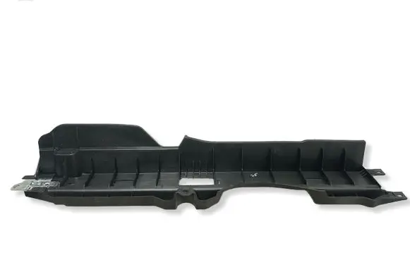 Mercedes-Benz ML W164 Other trunk/boot trim element A1646800131