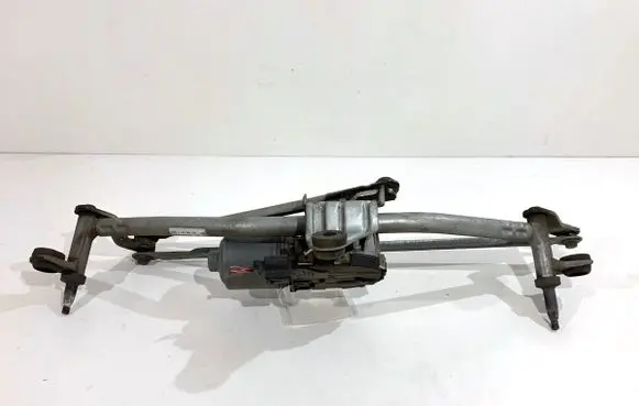 Volkswagen PASSAT B8 Front wiper linkage and motor 3G1955023C