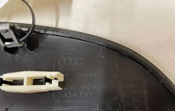 Audi A4 S4 B8 8K Dashboard side end trim 8K0857086A