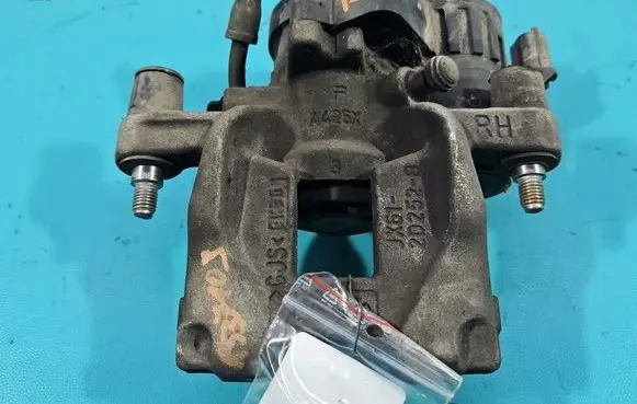Ford Focus Rear brake caliper LX61-2D250-BEB IMPRK1537109