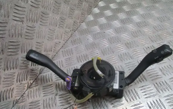 Skoda Fabia Mk1 (6Y) Headlight wiper switch 8L0953513G