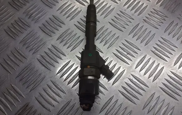 Renault Megane II Fuel injectors set 8200100272