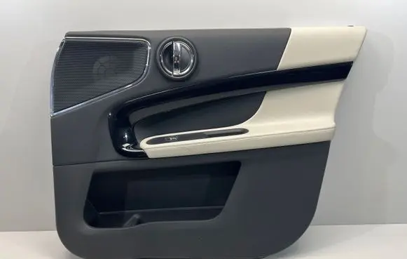 Mini Cooper Countryman F60 Front door trim bar 