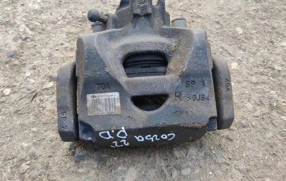 Front brake caliper