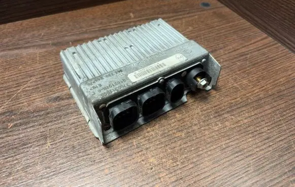 Opel Movano A Engine control unit/module 7700311655 7700311739