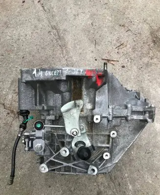 Manual 5 speed gearbox
