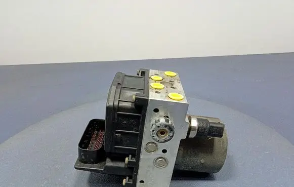 Audi A4 S4 B6 8E 8H ABS Pump 8E0614517