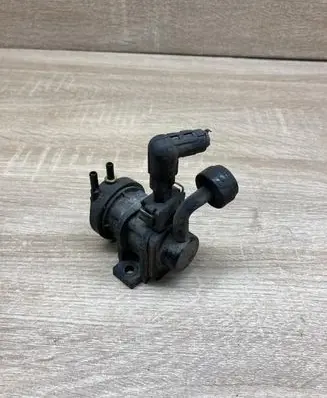 Opel Zafira A Vacuum valve 09128022