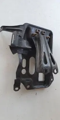 Toyota Auris E180 Battery tray 