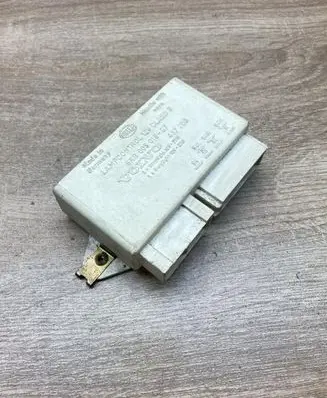 Volvo 440 Light relay 467766 5KG005019