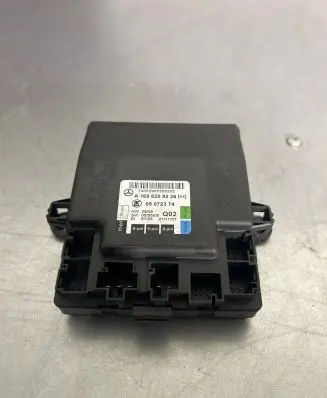 Mercedes-Benz B W245 Door control unit/module A1698209226 05072374 74052905359202