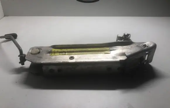 Audi A4 S4 B7 8E 8H Lift Jack 8E0011031M