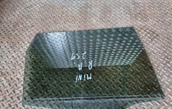 Mini One - Cooper F56 F55 Rear door window glass