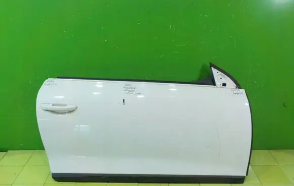 Volkswagen Scirocco Front door PRZOD PRAWE