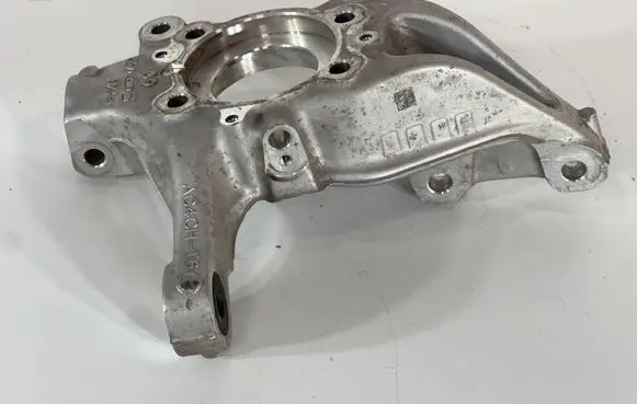 Hyundai Tucson IV NX4 Front wheel hub spindle knuckle AC4CHT6