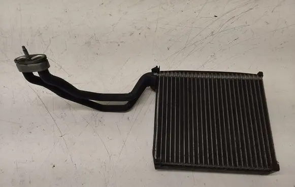 Audi A4 S4 B7 8E 8H Air conditioning (A/C) radiator (interior) 983984G