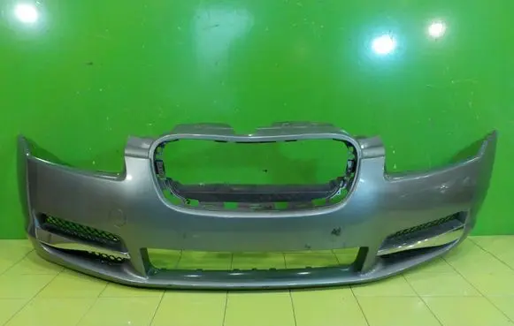 Jaguar XF X250 Front bumper PRZOD UP181
