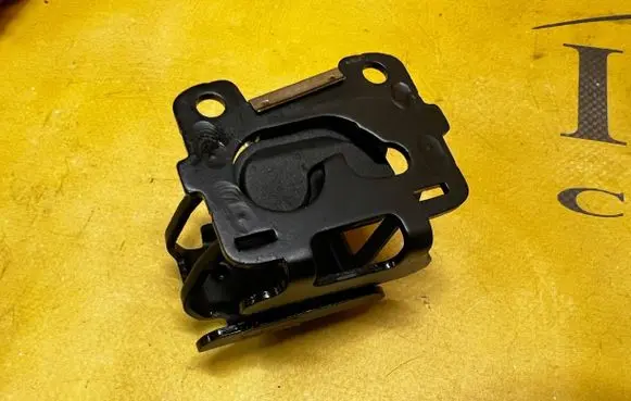 Porsche Macan (95B) Bracket in trunk/boot 95B861687