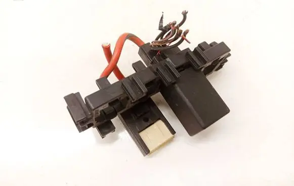 Audi A6 S6 C6 4F Fuse box set 4E0907282A
