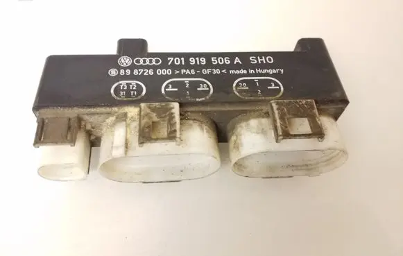 Volkswagen Sharan Coolant fan relay 701919506A 898726000