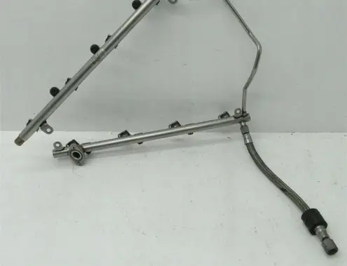 Mercedes-Benz E AMG W210 Fuel main line pipe