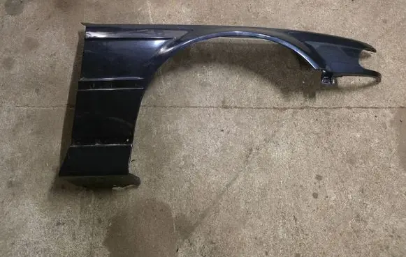BMW 7 E38 Fender