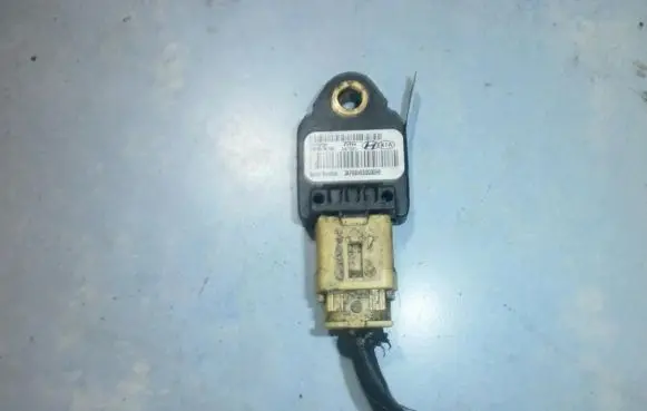 KIA Sedona Airbag deployment crash/impact sensor 959203k150 3kfbbx6ssq00h9