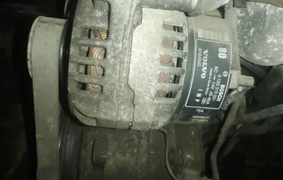 Volvo S40, V40 Generator/alternator 9164940 0123315021