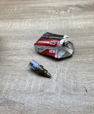 Ford Contour Coolant temperature sensor XS6F12A648BA