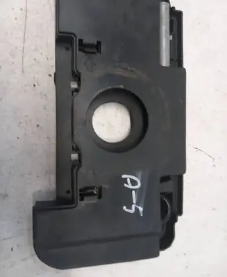 Audi A5 Sportback 8TA Towing hook eye 8T8813685