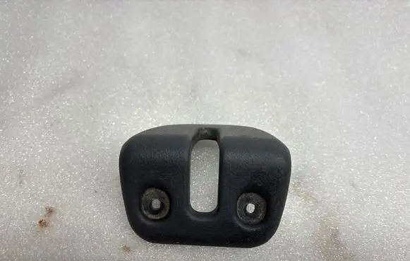 Opel Frontera B Tailgate/boot lid lock trim 