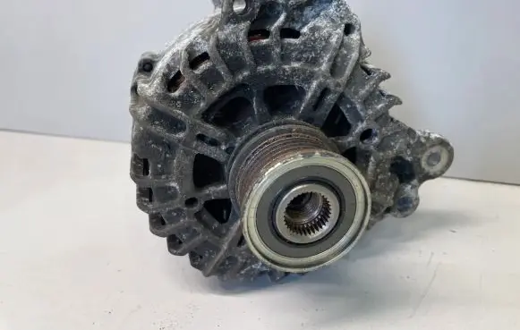 Audi A5 8T 8F Generator/alternator 03G903016G