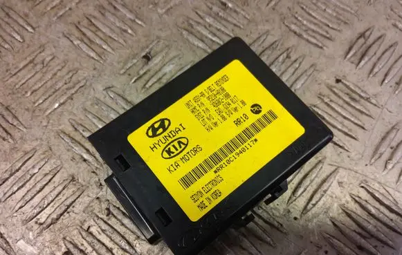 KIA Stonic Seat belt warning relay 95210H8100