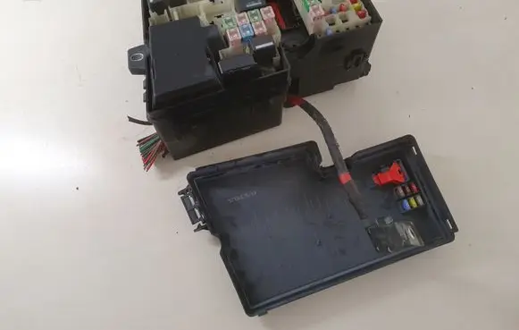 Volvo C30 Fuse box set 30728347 30672945