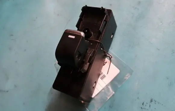 Mazda CX-5 Electric window control switch KA1G66380 IMPRK1392224