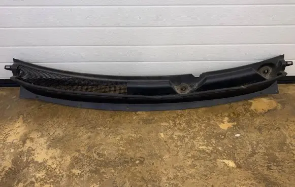Wiper trim