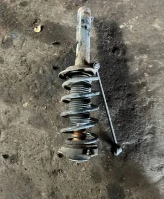 Volkswagen PASSAT B7 Front shock absorber/damper 3C0413031AT 0905111