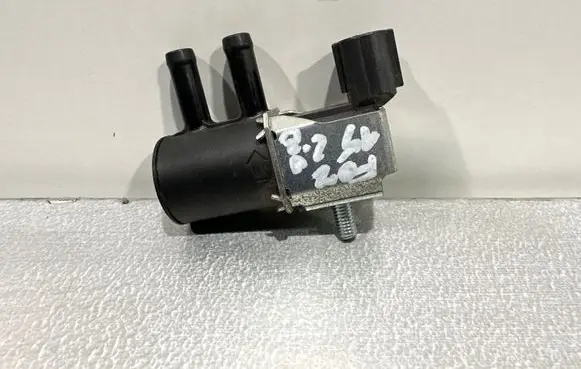 Subaru Forester SJ Turbo solenoid valve K5T48580