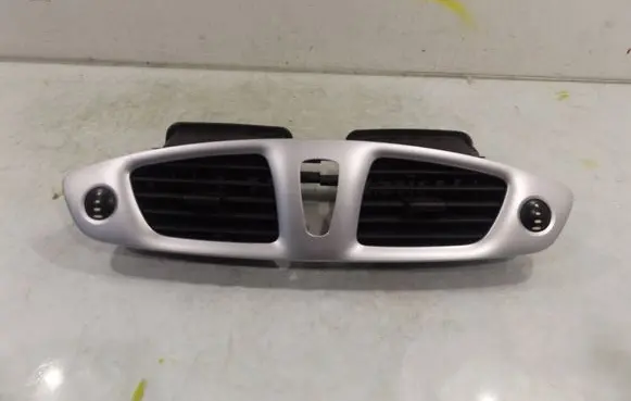 Renault Scenic III - Grand scenic III Dashboard side air vent grill/cover trim