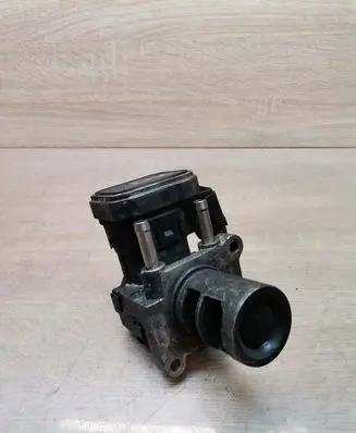 BMW 7 E65 E66 EGR valve 7804332 0088032