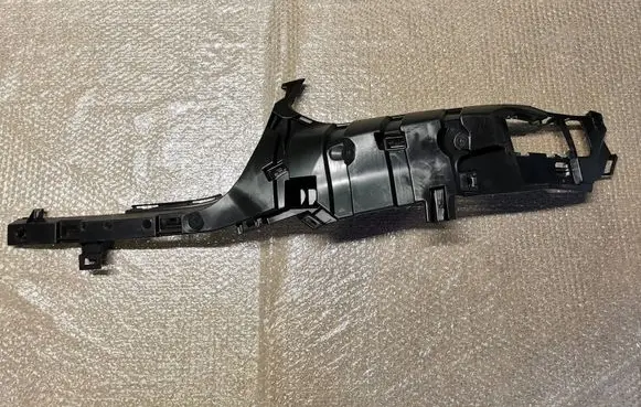 BMW X3 G01 Front bumper mounting bracket 8081895