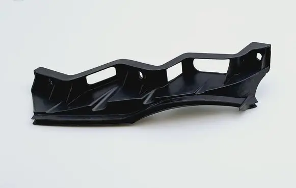 Volkswagen PASSAT B6 Front bumper mounting bracket 3C0807890