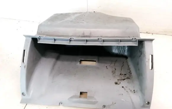 Citroen Xsara Picasso Glove box 963131777B02