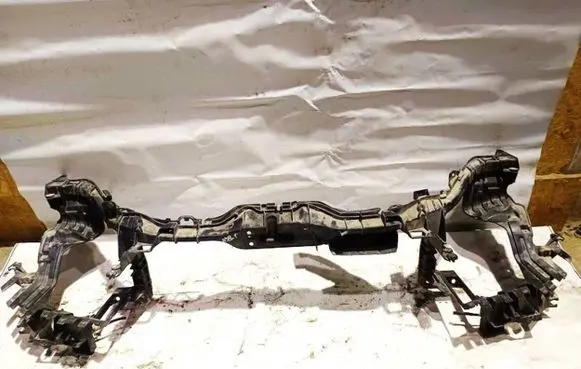Mercedes-Benz A W169 Radiator support slam panel