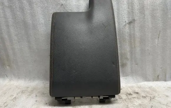 Jaguar XE Armrest GX73045J40BB