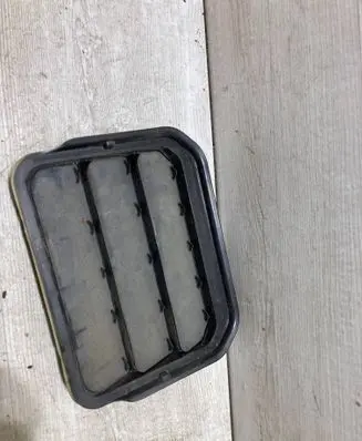 Ford Fiesta Quarter panel pressure vent H1BBA280B62ab