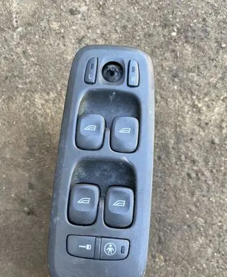 Volvo V70 Electric window control switch