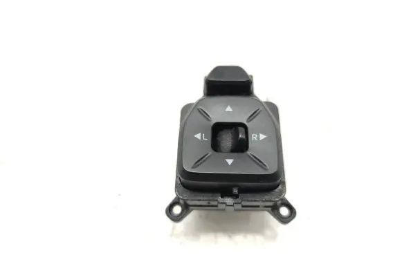 Hyundai ix35 Wing mirror switch 3834801110