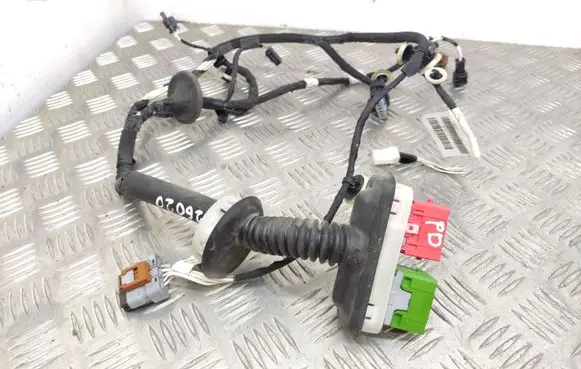 Citroen C3 Front door wiring loom 9815544380